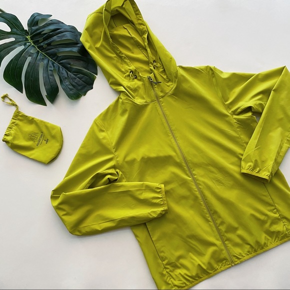 Uniqlo Jackets & Blazers - UNIQLO | POCKETABLE | RARE COLOR PARKA JACKET
